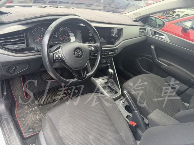 VOLKSWAGEN福斯 POLO  第5張相片