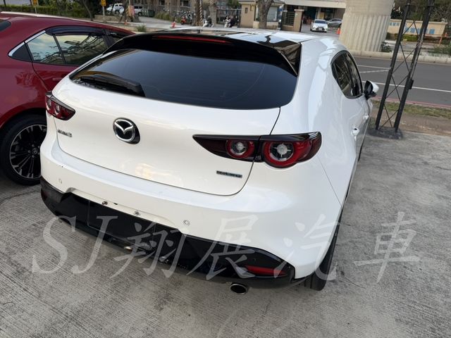 MAZDA馬自達 MAZDA 3  第4張相片