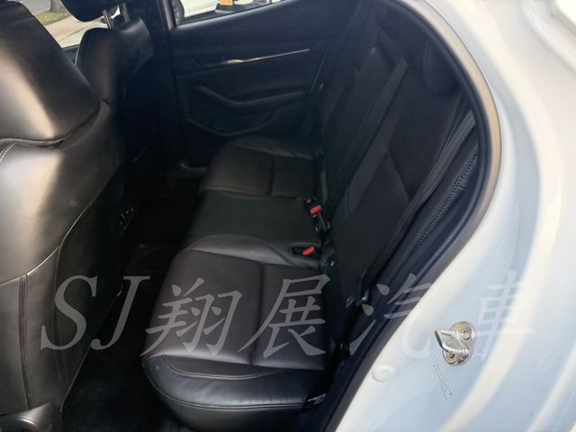 MAZDA馬自達 MAZDA 3  第6張相片