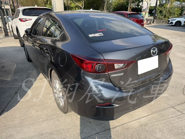 MAZDA馬自達 MAZDA 3  第4張相片