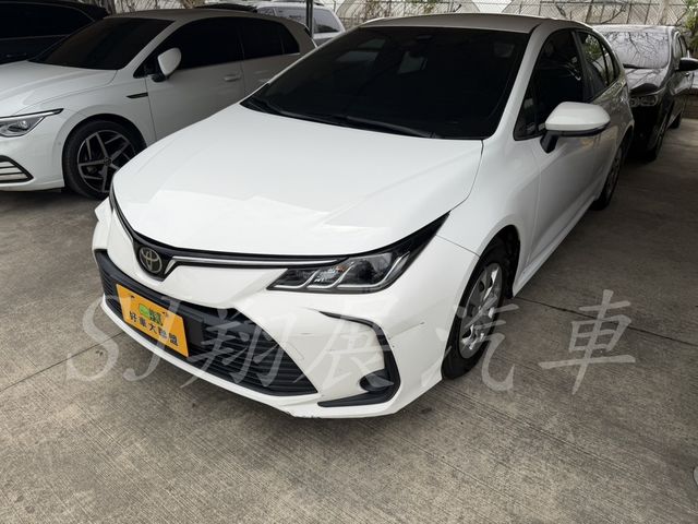 TOYOTA豐田 ALTIS  第1張相片
