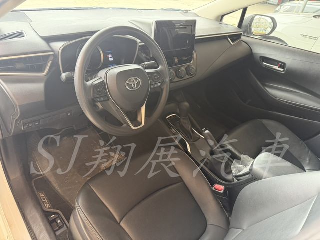 TOYOTA豐田 ALTIS  第5張相片