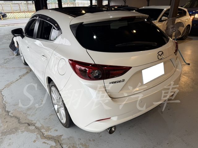 MAZDA馬自達 MAZDA 3  第3張相片