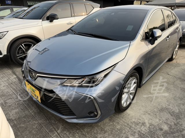 TOYOTA豐田 ALTIS  第1張相片