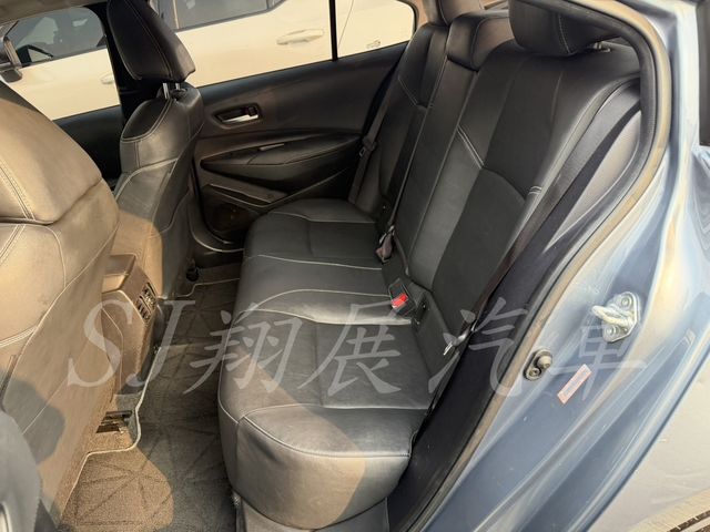 TOYOTA豐田 ALTIS  第4張相片