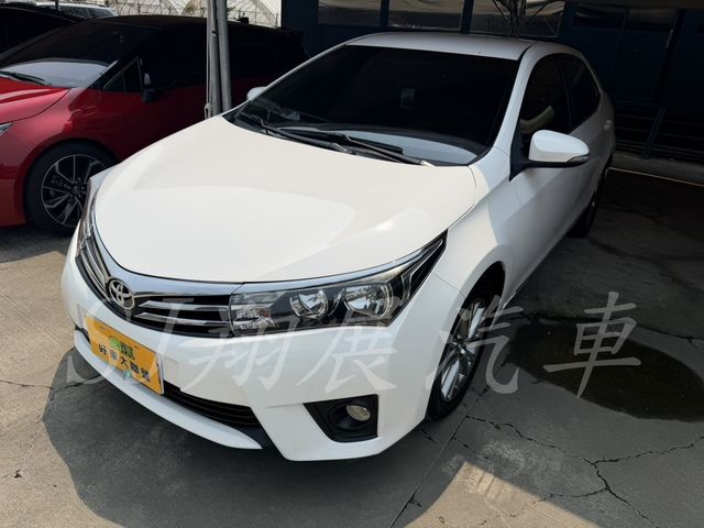 TOYOTA豐田 ALTIS  第1張相片