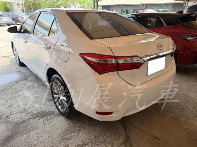 TOYOTA豐田 ALTIS  第4張相片