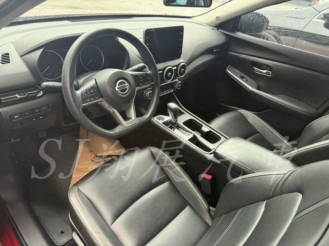 NISSAN日產 SENTRA  第5張相片