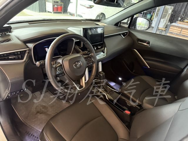 TOYOTA豐田 COROLLA CROSS HYBRID  第5張相片