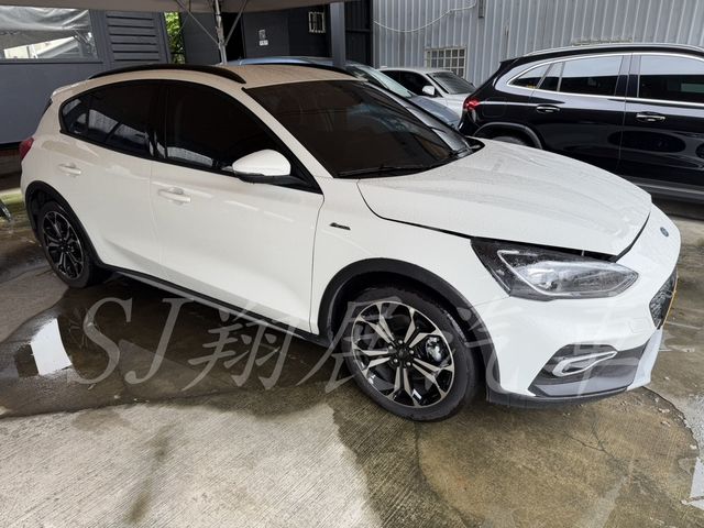 FORD福特 FOCUS ACTIVE  第2張相片