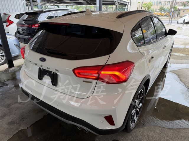 FORD福特 FOCUS ACTIVE  第3張相片