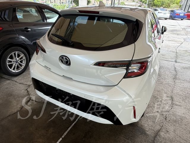 TOYOTA豐田 AURIS  第4張相片