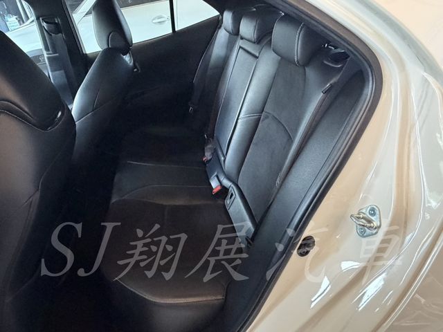TOYOTA豐田 AURIS  第6張相片