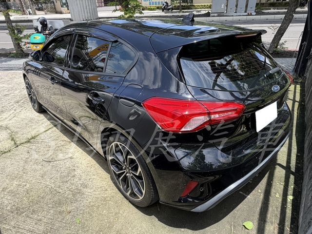 FORD福特 FOCUS  第3張相片