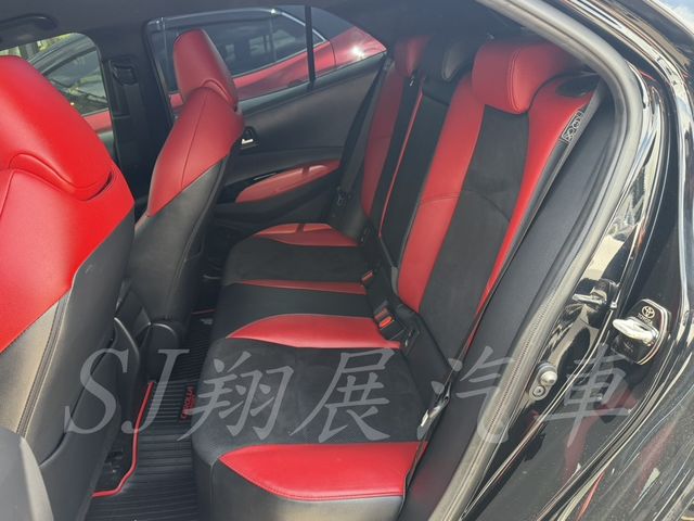 TOYOTA豐田 AURIS  第6張相片