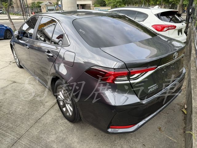 TOYOTA豐田 ALTIS  第3張相片