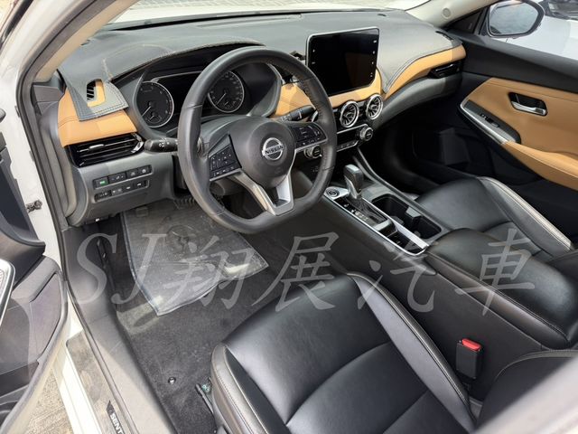 NISSAN日產 SENTRA  第5張相片