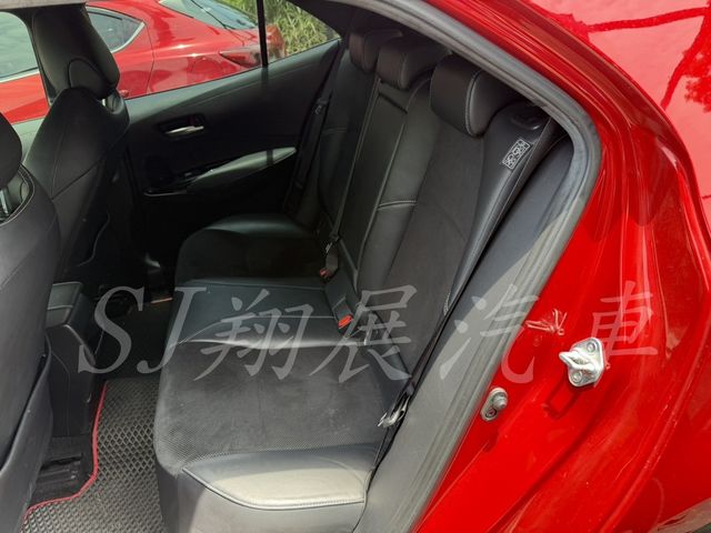TOYOTA豐田 AURIS  第6張相片