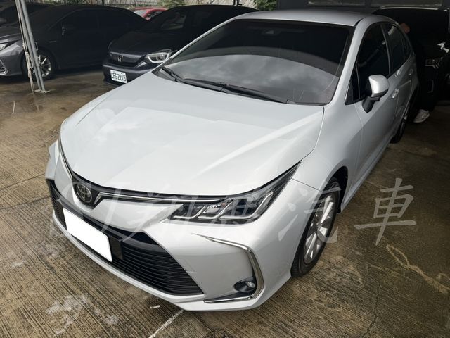 TOYOTA豐田 ALTIS  第1張相片