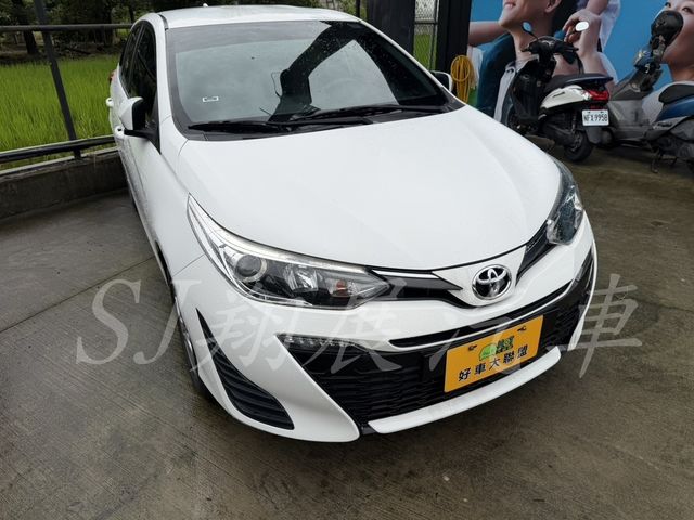 TOYOTA豐田 YARIS  第2張相片