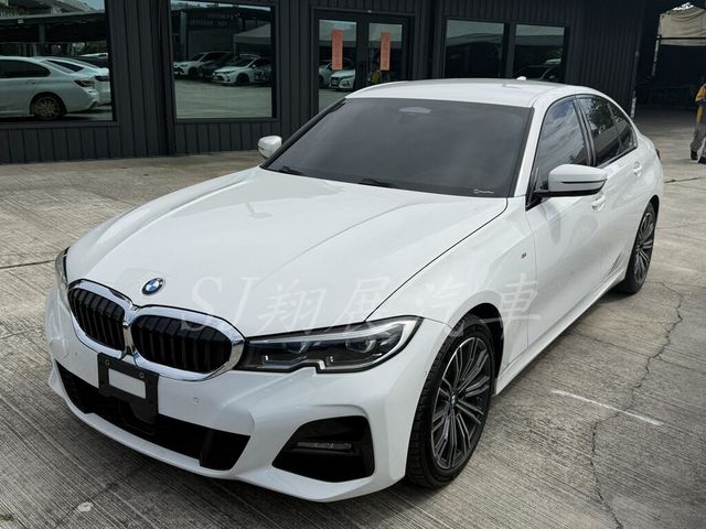 BMW寶馬 320I M SPORT  第1張相片