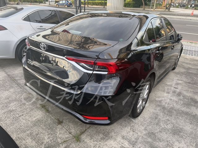 TOYOTA豐田 ALTIS  第4張相片