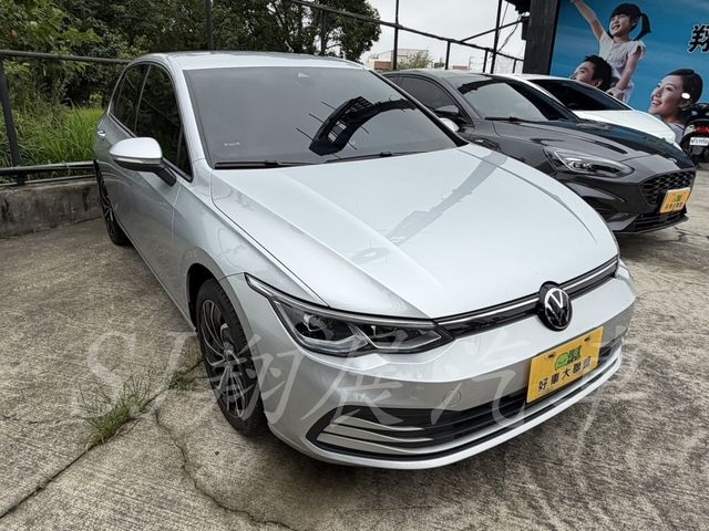 VOLKSWAGEN福斯 GOLF  第2張相片