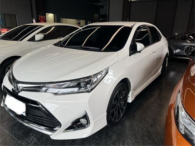 TOYOTA豐田 ALTIS  第1張相片