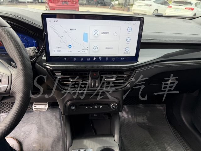 FORD福特 FOCUS WAGON  第6張相片
