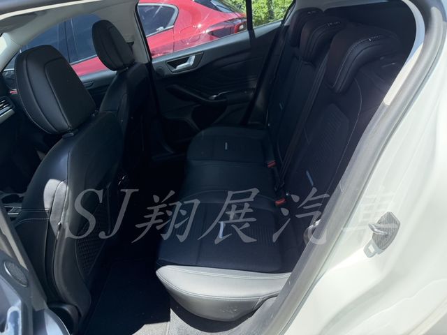 FORD福特 FOCUS ACTIVE  第5張相片