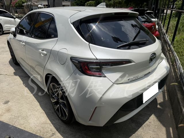 TOYOTA豐田 AURIS  第4張相片