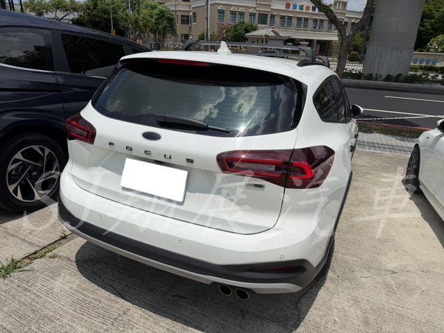 FORD福特 FOCUS WAGON  第4張相片