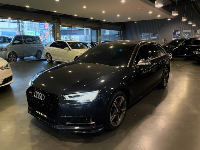 Audi S4 的價格 Findcar 找車網