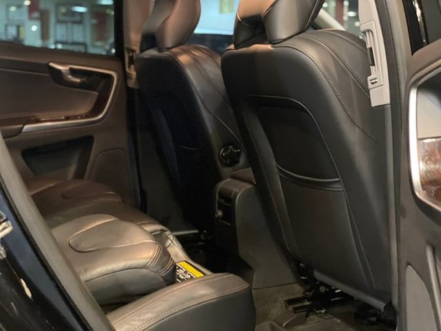T5豪華版 盲點 怠速熄火 雙前座電動椅 駕駛座記憶  第13張相片