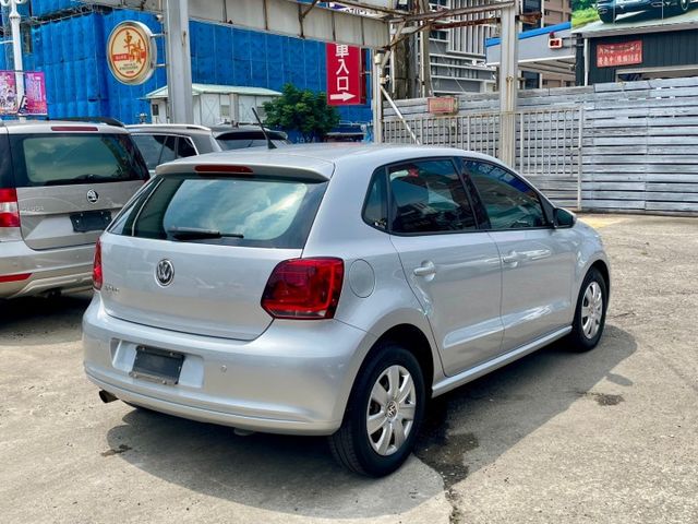 進口小車 循跡 isofix  第2張相片