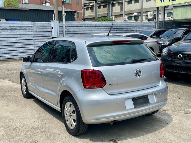 進口小車 循跡 isofix  第7張相片