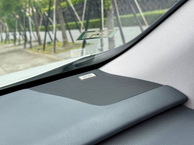 17年式 旗艦版 ACC 車偏 ML音響 全景 環景 後座電動椅  第12張相片