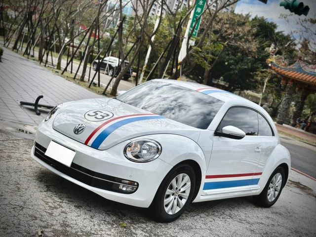 市場唯一車況 超低里程 經典重現 女用車  第1張相片