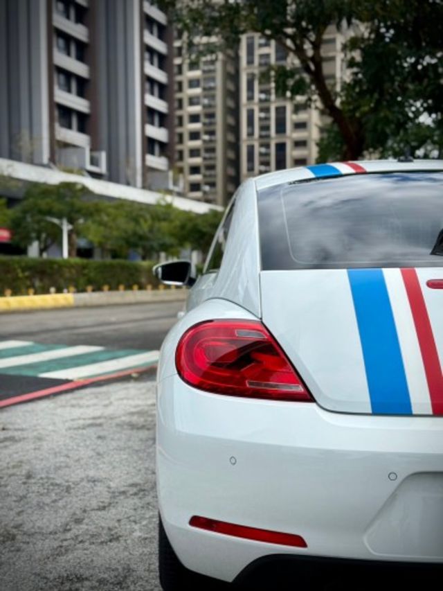 市場唯一車況 超低里程 經典重現 女用車  第4張相片