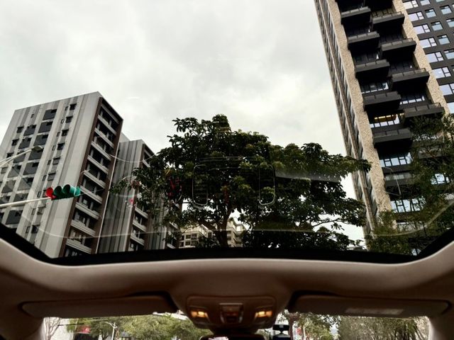 總代 氣壓 跑排 全景 360環景 雙前電動椅  第8張相片