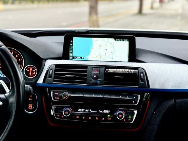 330 GT M版 全景天窗 5AS 大螢幕 衛星導航 電尾門  第9張相片