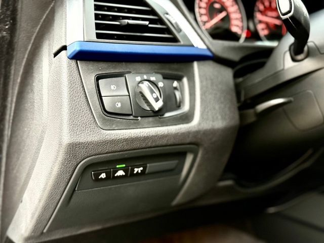 330 GT M版 全景天窗 5AS 大螢幕 衛星導航 電尾門  第12張相片