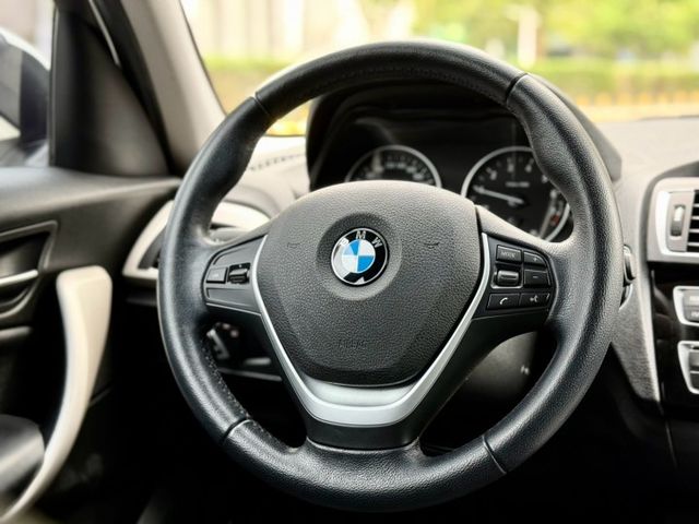 一手車 全原廠保養 原漆 大保養剛做 小改款F20  第9張相片
