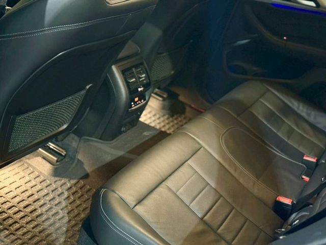 30i M 5AT 360環景 腳踢尾門 三區恆溫 car play  第6張相片