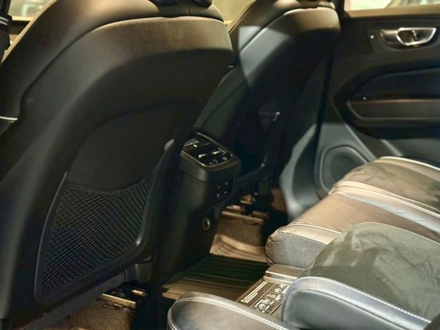 T5R 全景天窗 氣壓避震 抬顯 PA2 360環景 雙前電動記憶  第6張相片