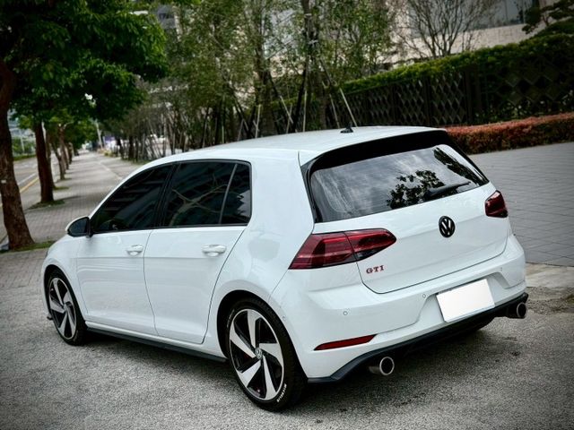 小P 虛擬儀表 ACC 盲點 自動停車  第12張相片
