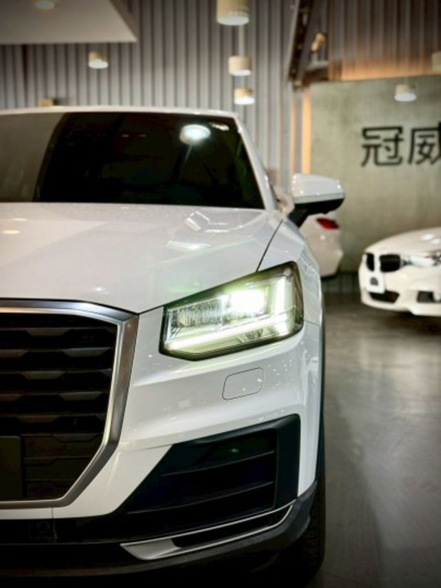 都會進口休旅小車 盲點 雙區恆溫 加裝360環景  第3張相片