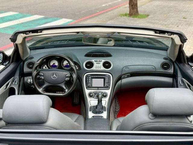 經典重現 V8 Kompressor ACC跟車 ABC車身控制 氣壓懸吊  第9張相片