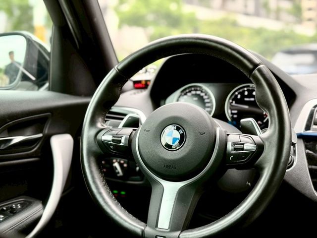 M sport領航版 車偏警示 自動煞停 iDrive大螢幕 衛星導航  第9張相片