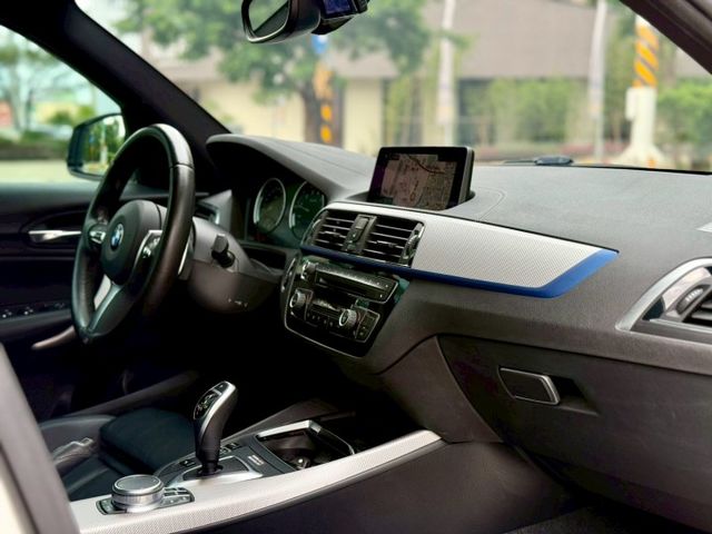 M sport領航版 車偏警示 自動煞停 iDrive大螢幕 衛星導航  第12張相片